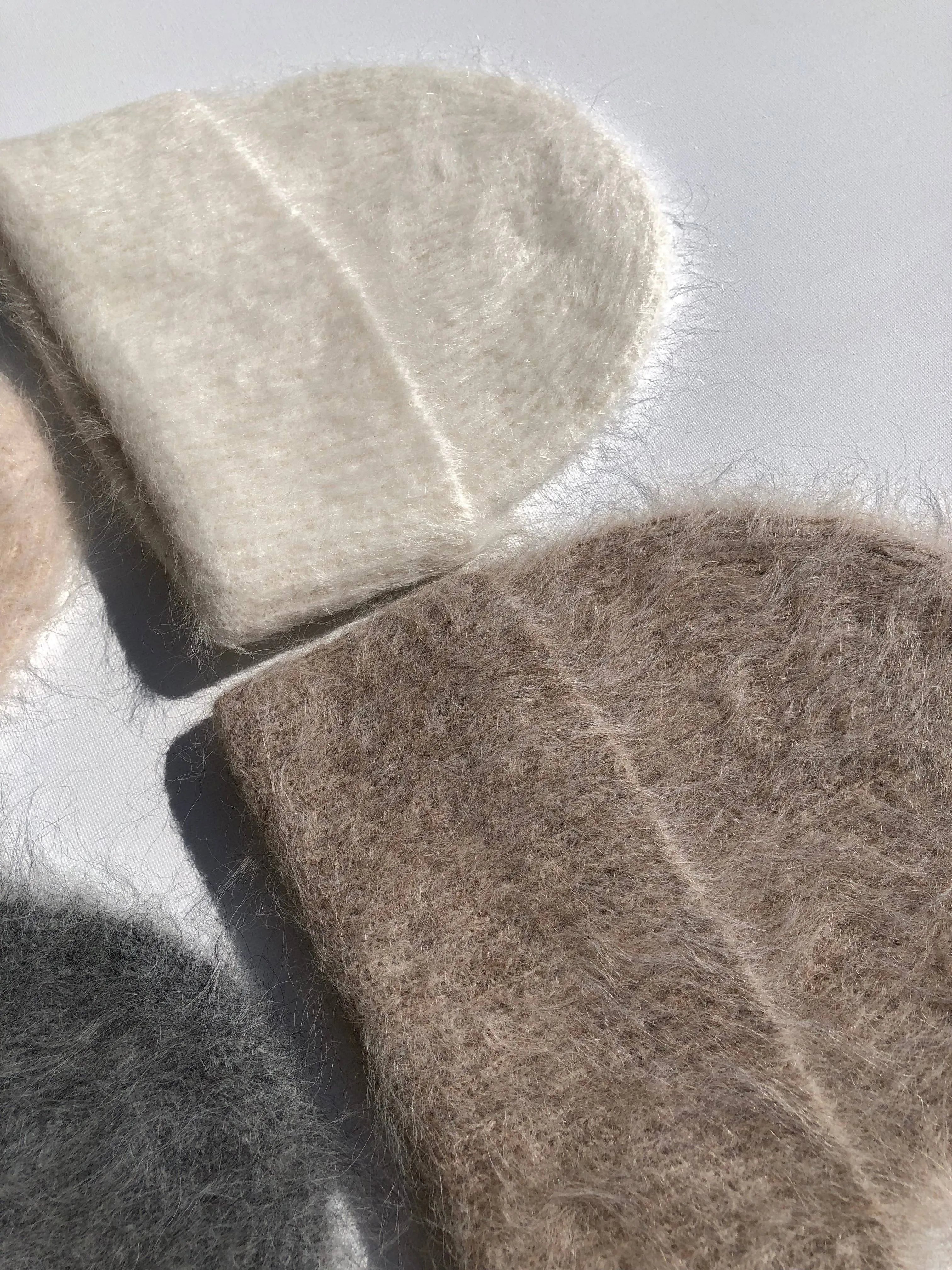 Alpaca Fluffy Beanie - Mushroom