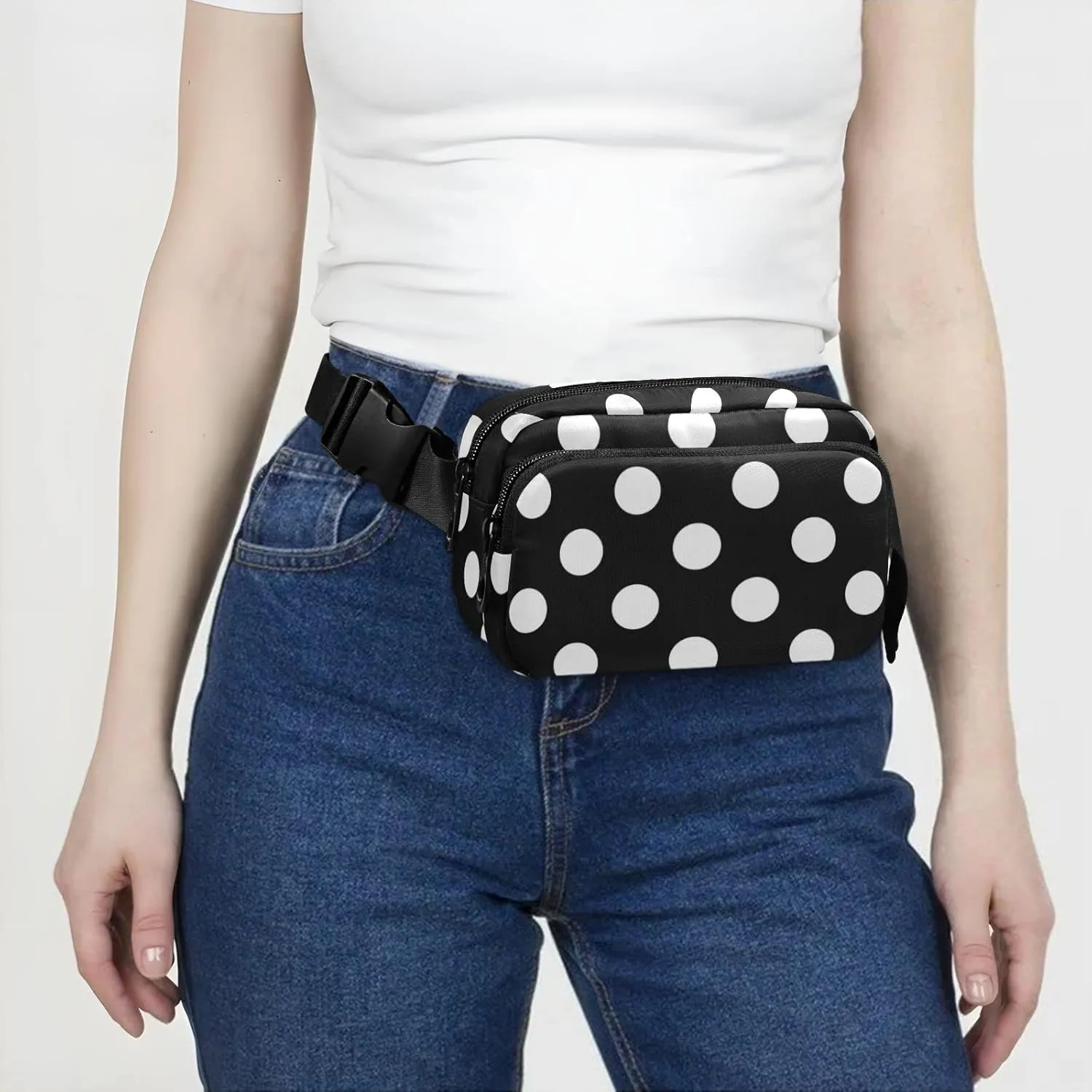Black White Polka Dots Fanny Pack for Women Men Belt Bag Crossbody Waist Pouch Waterproof Everywhere Purse Fashion Sling Bag for Running Hiking Workout Travel