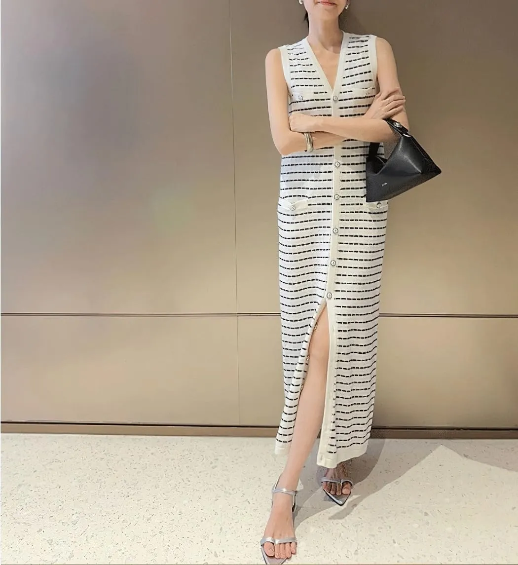 chouyatou Women's Summer Sleeveless Striped Knit Tank Dress Button Down Sweater Sundress with Pockets