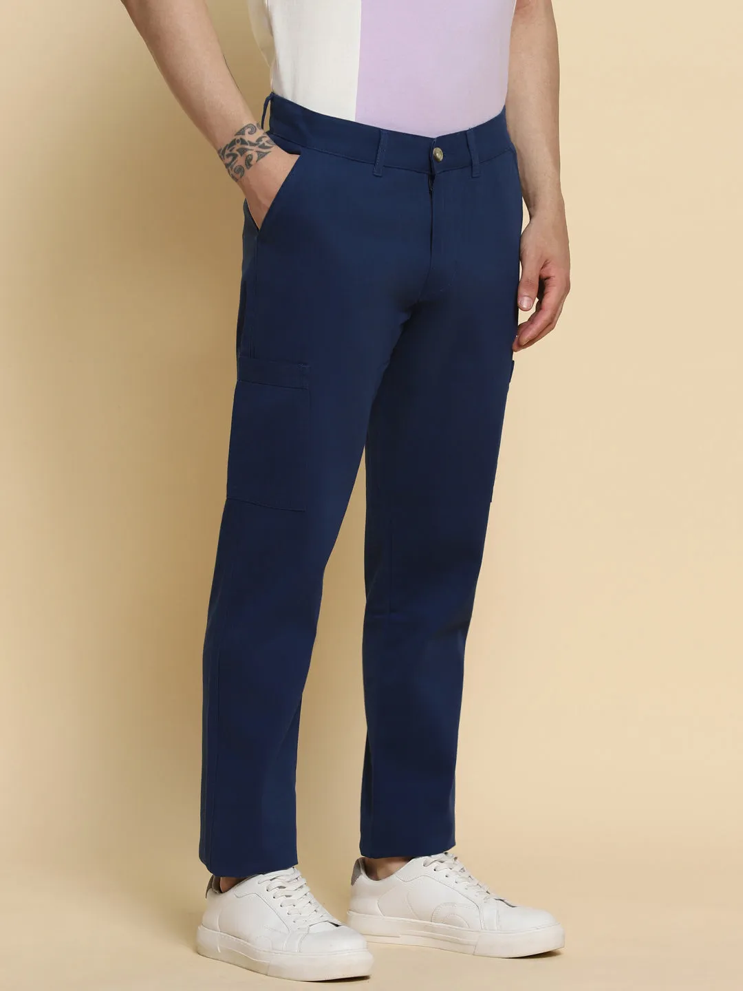 Men's Navy Cargo Comfortable Bottomwear With Smart Casual Look