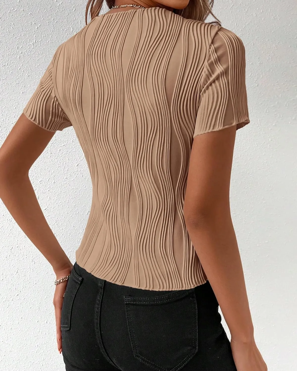 PRETTYGARDEN Women's Summer Tops 2025 Casual Short Sleeve Crewneck Slim Fit T Shirts Basic Knit Y2K Top Textured Blouse