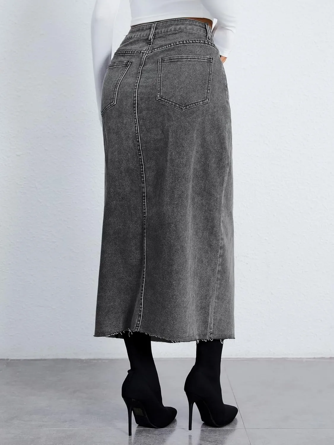 SweatyRocks Women's Casual High Waist Denim Skirt Split Hem Raw Trim Midi Jean Skirts