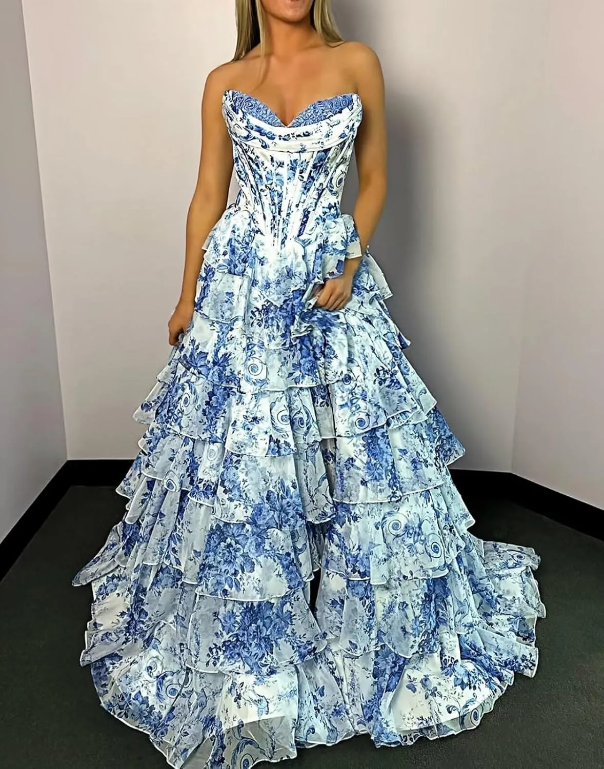 Tiered Corset Prom Dresses 2025 Womens Long Ruffle Chiffon Strapless Formal Evening Party Gown with Slit