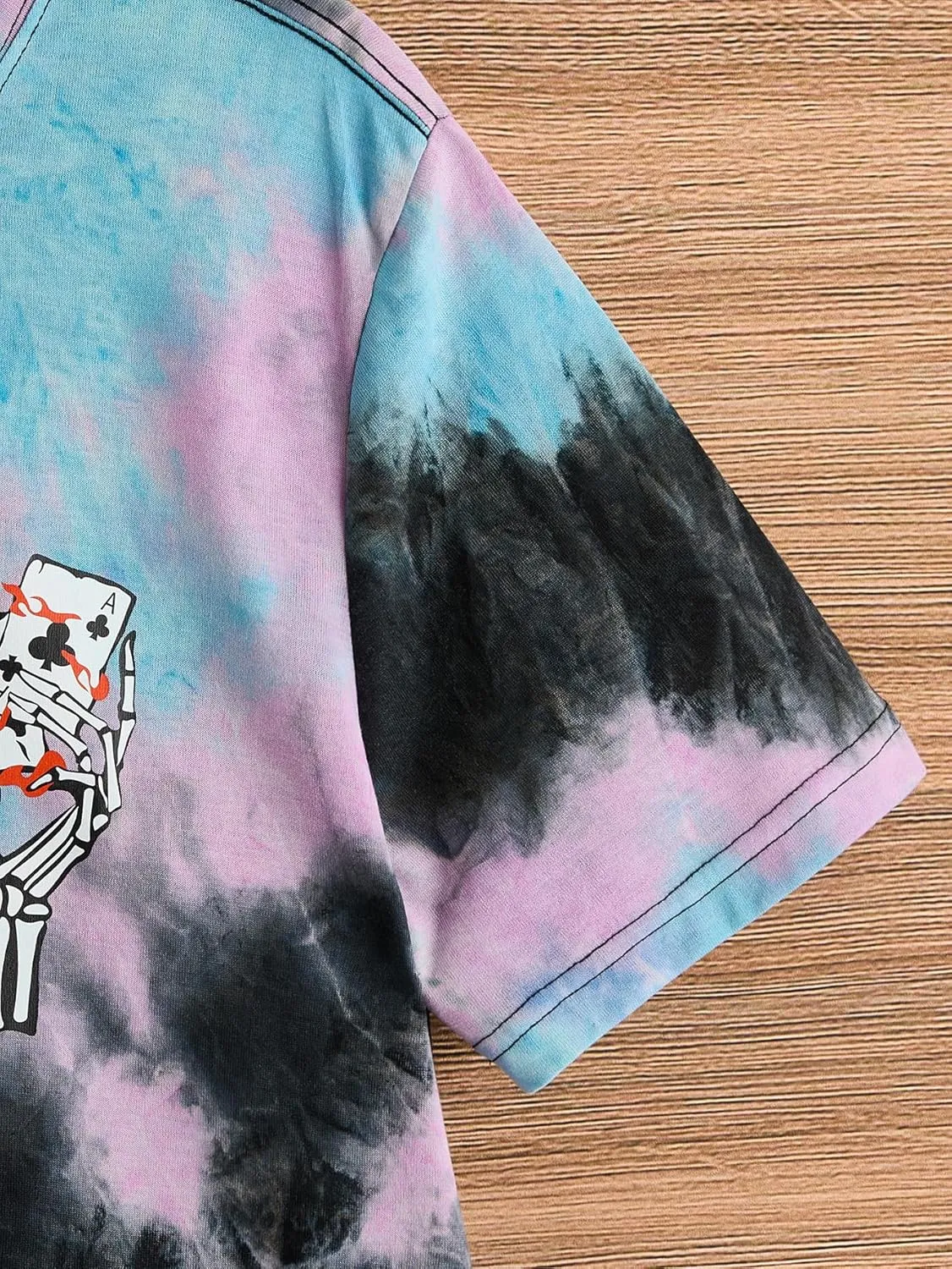 Verdusa Men's Tie Dye Short Sleeve Round Neck Graphic Tee Tops