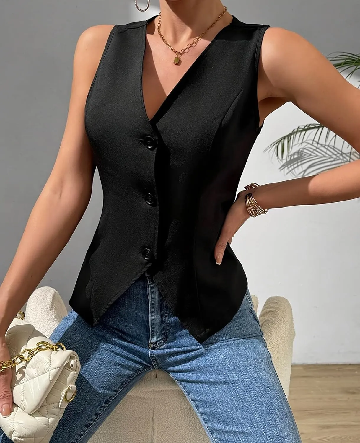 Women's Cropped Suit Vest V Neck 2025 Single Breasted Button Down V Neck Business Casual Dressy Waistcoat Vest Tops