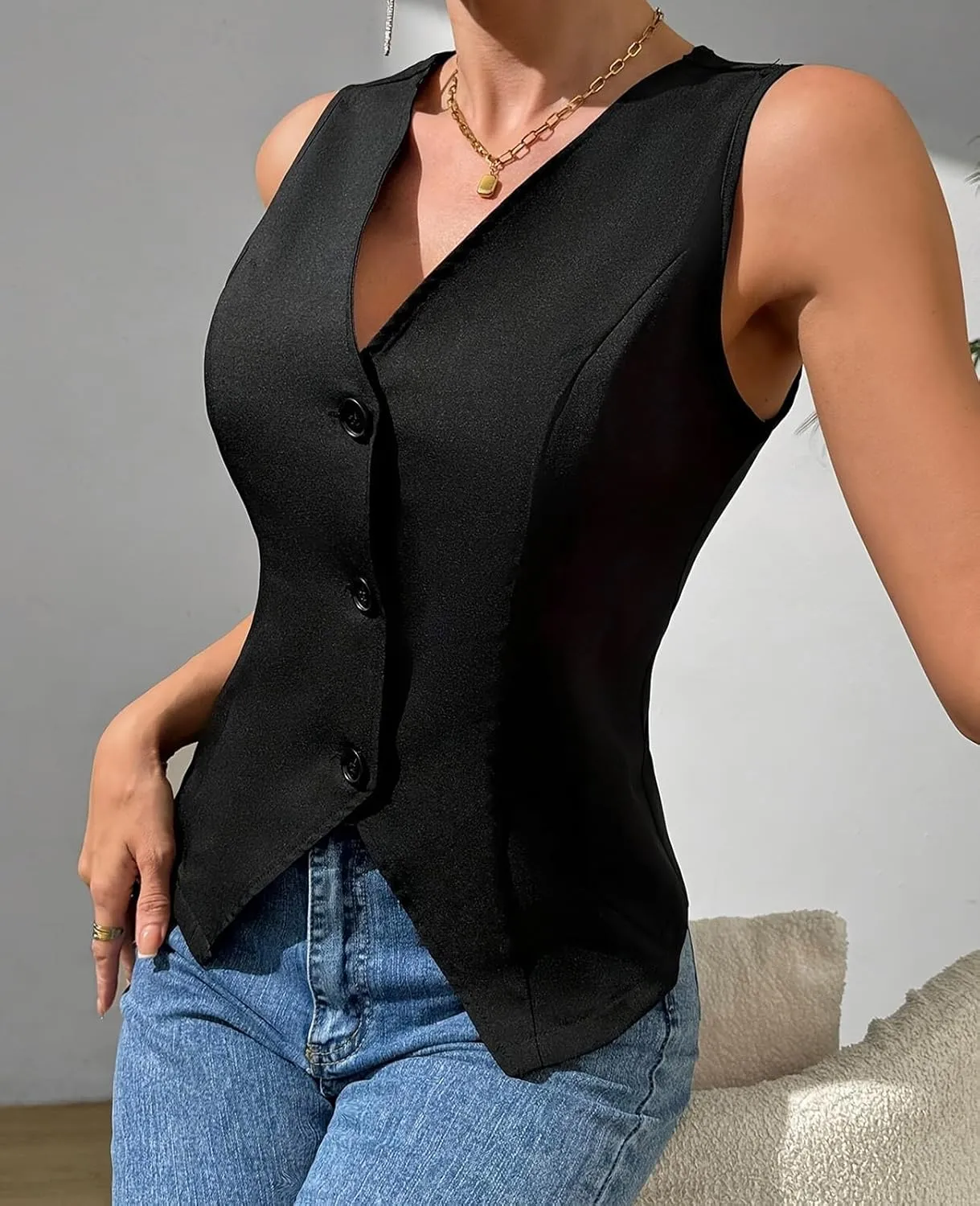 Women's Cropped Suit Vest V Neck 2025 Single Breasted Button Down V Neck Business Casual Dressy Waistcoat Vest Tops