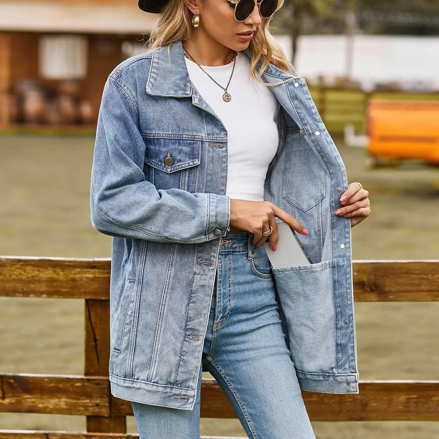 Women's Oversized Denim Jacket Dressy Casual Jean Coats Loose Boyfriend Distressed Jean Jackets Autumn Spring Outwear