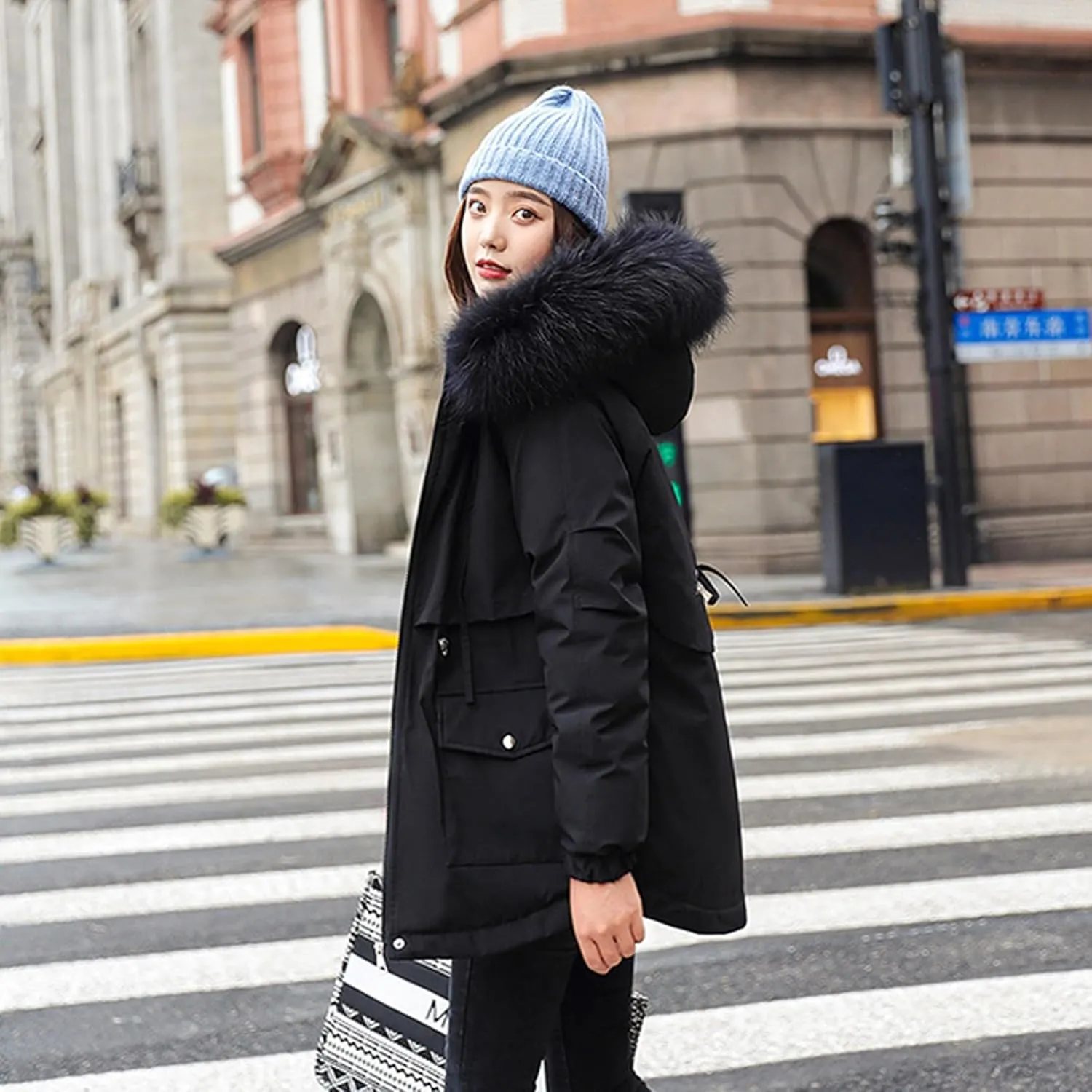 Womens Plus Size Winter Coats Faux Fur Hooded Baggy Outerwear Puffer Jackets Lightweight Quilted Down Jacket Parkas
