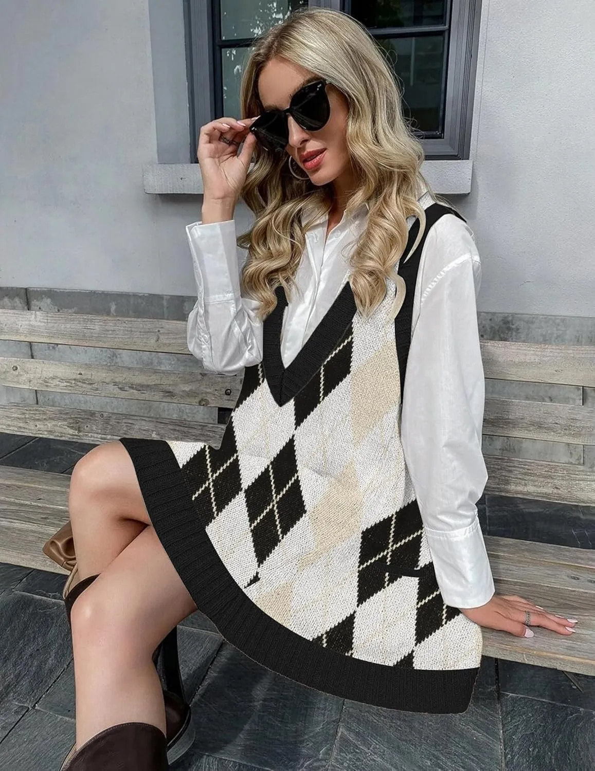 Zeagoo Womens Sweater Vest Dress Pattern Knitted Pullovers Sweaters V Neck Tank Sweater Dress with Pockets